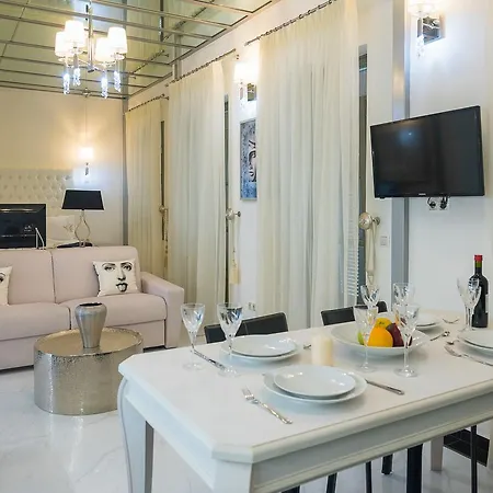 Hotel de apartamente Faces Art 4*