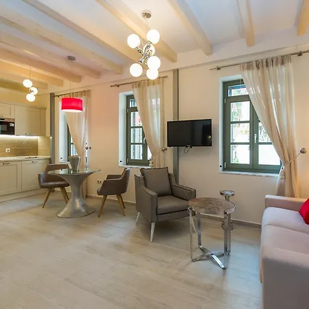 Lejlighedshotel Faces Art Rhodes City