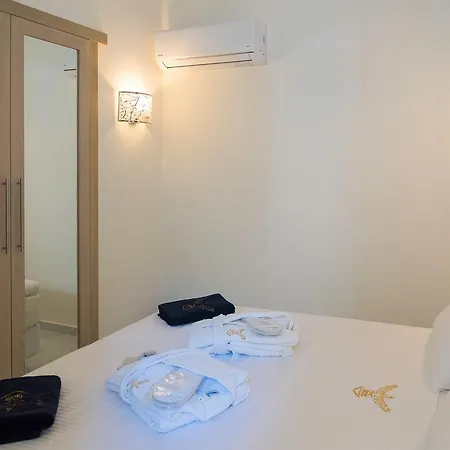 Lejlighedshotel Faces Art